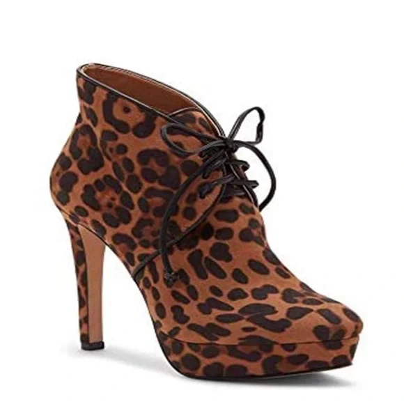 New Jessica Simpson Riene Leopard Print Lace Up Heeled Bootie